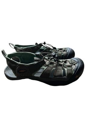 KEEN Newport H2 Water Sandals Size 10 -- great back-up pair